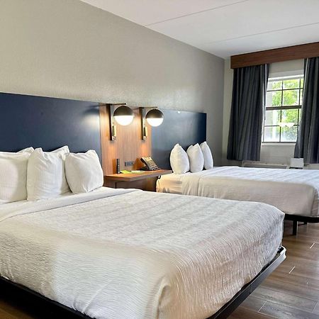 La Quinta Inn By Wyndham Huntsville Research Park Bagian luar foto